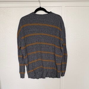 American Eagle Outfitters Gray and Gold Striped Crewneck Sweater